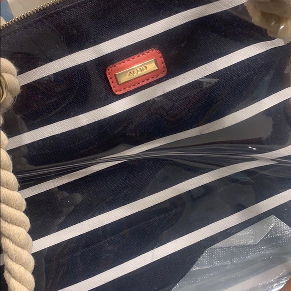 New - Picture 1 of 3